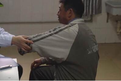经科学治疗已 6年类风湿性关节炎.jpg 经科学治疗已 6年类风湿性关节炎