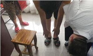 患者来院时弯腰下蹲困难.jpg 患者来院时弯腰下蹲困难