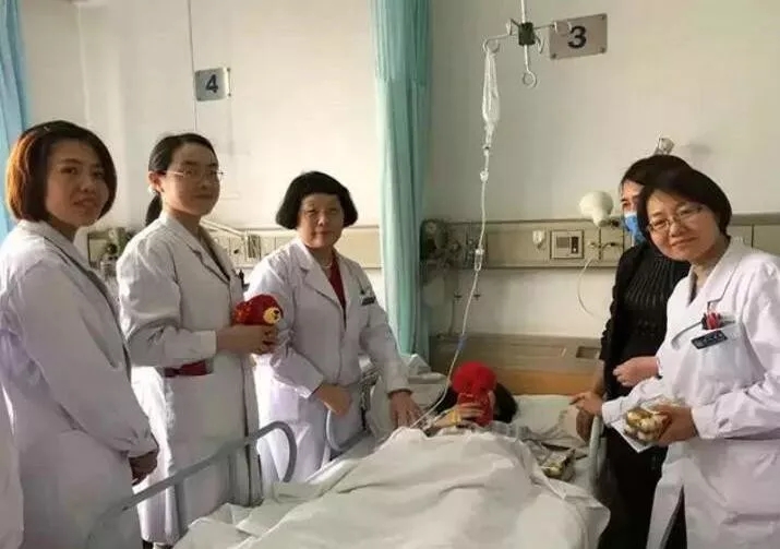 京豫多学科会诊专家简介丨首都医科大学宣武医院—李小霞主任医师/教授/博士(硕士)生导师简介 京豫多学科会诊专家简介丨首都医科大学宣武医院—李小霞主任医师/教授/博士(硕士)生导师简介